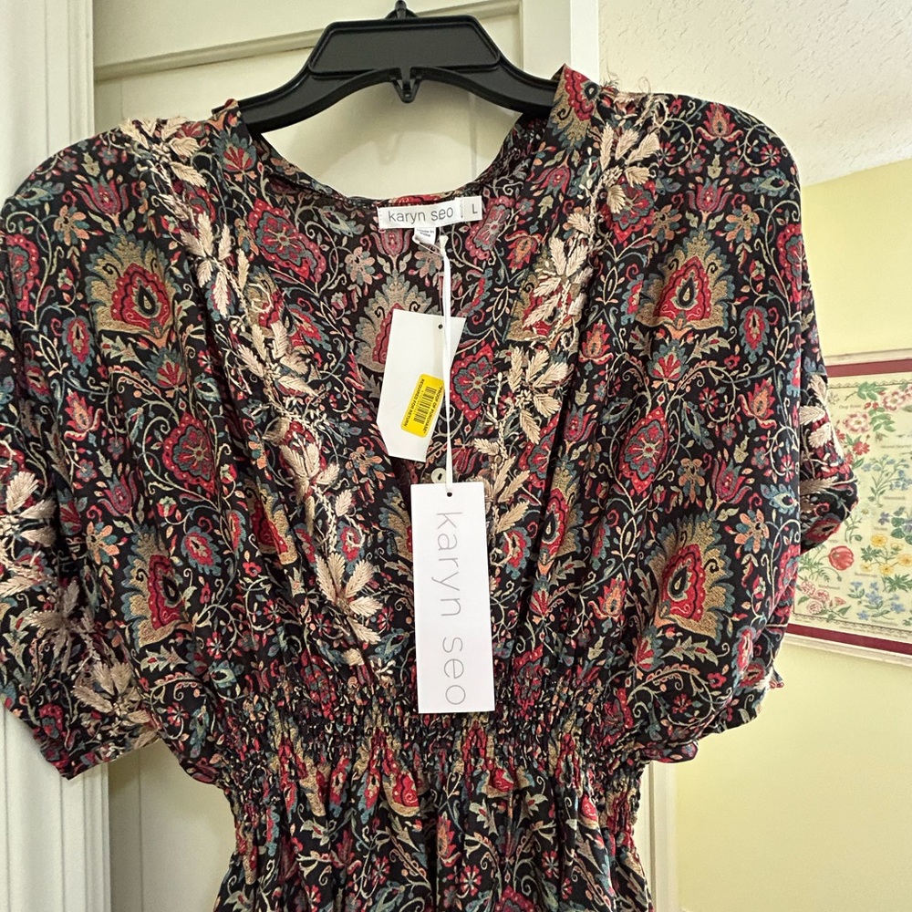 Lightweight and gorgeous boho Karyn Seo hand embroidered v-neck dress.